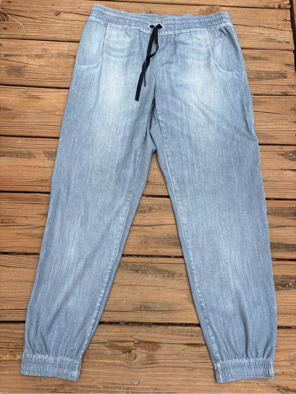 Lucy Light Blue Jogger Denim Jeans